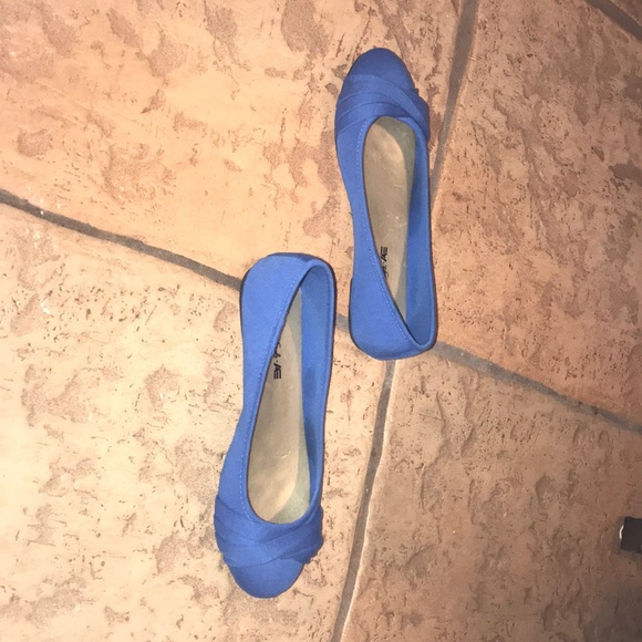 American Eagle Size 9 Blue Flats - Picture 3 of 8